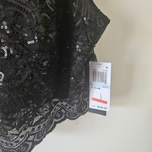 NWT black sequin and lace elegant formal top - Picture 9 of 10